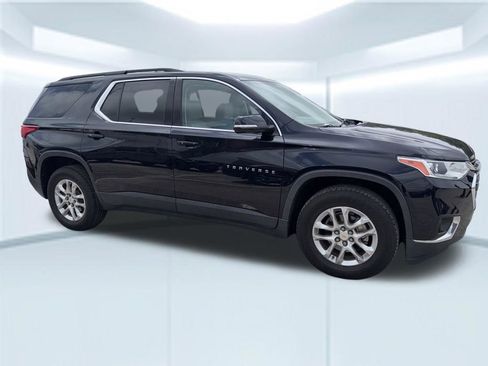 Used 2020 Chevrolet Traverse LT FWD image 6