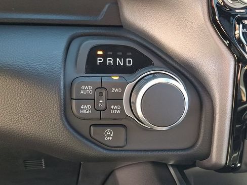 New 2026 RAM 1500 Big Horn AWD/4WD image 11