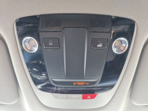 Used 2022 Kia Seltos S image 36