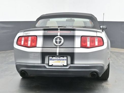 Used 2011 Ford Mustang Premium w/ 201A Rapid Spec Order Code RWD image 13