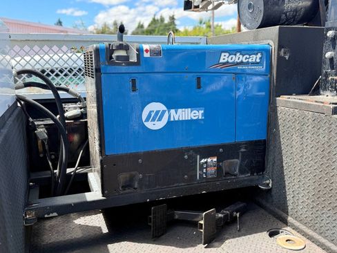 Used 2016 Ford F550 2WD Regular Cab Super Duty image 27