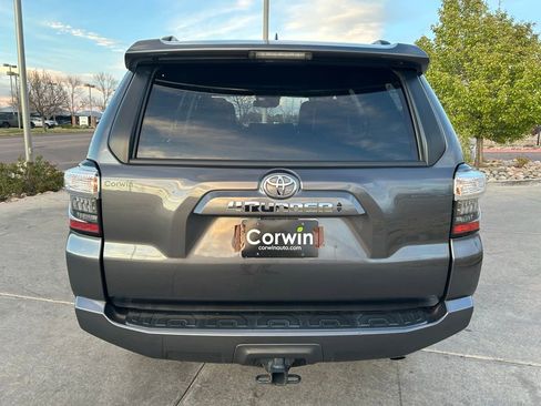 Used 2021 Toyota 4Runner SR5 Premium w/ Moonroof Package AWD/4WD image 8