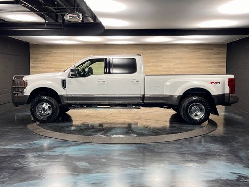 Used 2022 Ford F350 Lariat w/ Lariat Ultimate Package image 18
