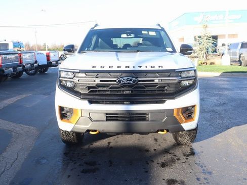 New 2026 Ford Expedition Tremor image 9
