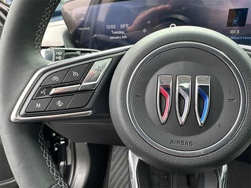 New 2025 Buick Envision Avenir image 26