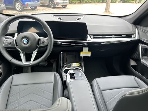 Used 2025 BMW X1 xDrive28i w/ Convenience Package AWD/4WD image 14