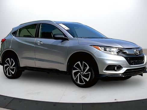 Used 2019 Honda HR-V Sport image 2