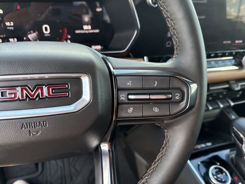 Used 2026 GMC Canyon AT4 w/ AT4 Premium Package AWD/4WD image 22