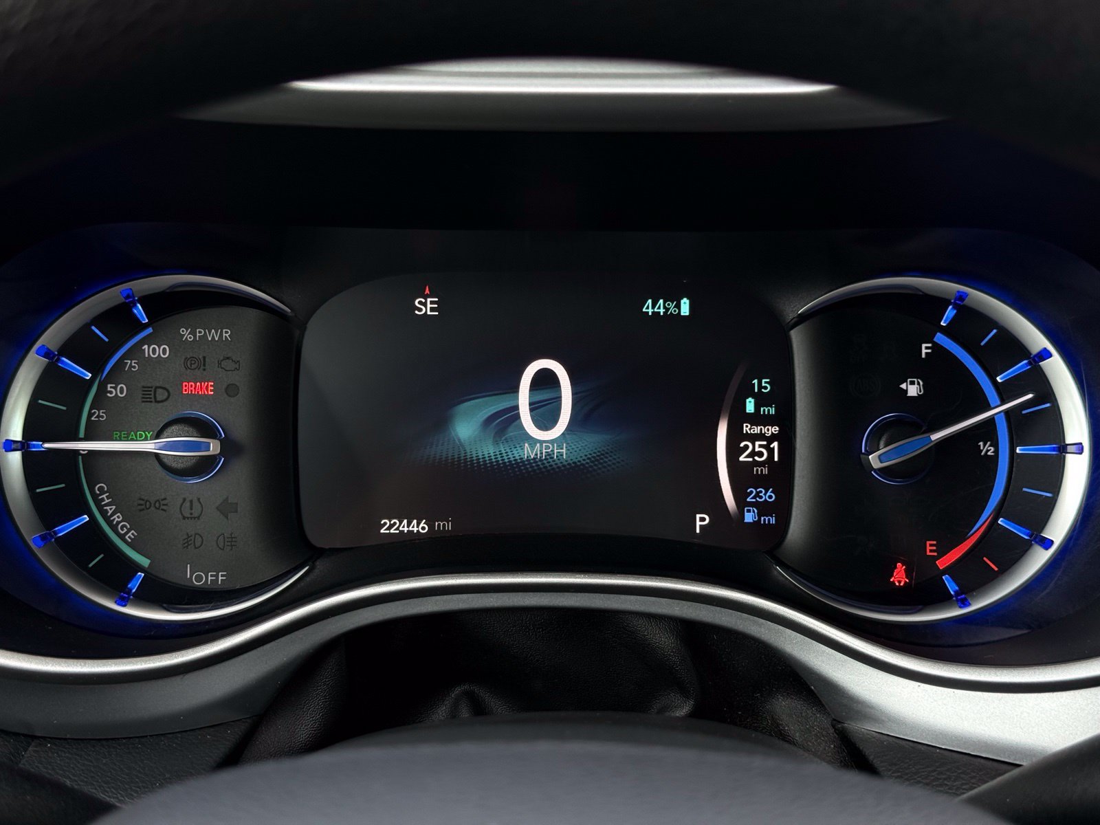 Used 2018 Chrysler Pacifica Touring Plus FWD image 33