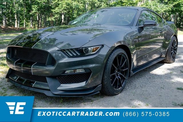 Used 2015 Ford Mustang Shelby GT350 RWD image 1