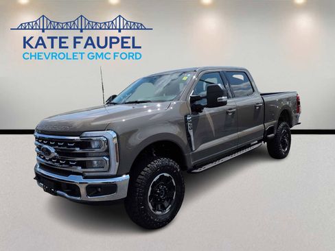 New 2026 Ford F350 4x4 Crew Cab Super Duty image 3