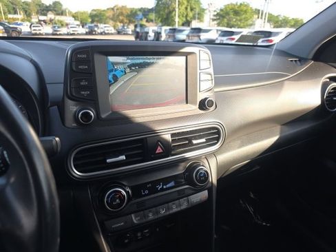 Used 2021 Hyundai Kona Limited w/ Cargo Package AWD/4WD image 23
