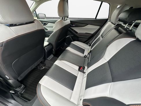 Used 2019 Subaru Crosstrek 2.0i Limited w/ Moonroof Package w/Navigation image 15