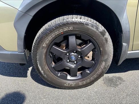 Used 2025 Subaru Outback Wilderness AWD/4WD image 11