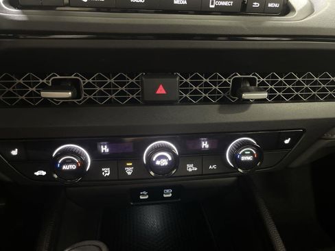 Certified 2024 Honda Accord EX image 18