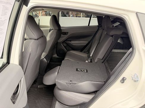 Certified 2025 Subaru Crosstrek 2.0i Premium image 31