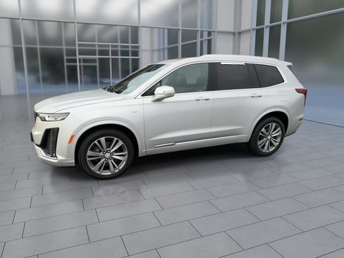 Used 2020 Cadillac XT6 Premium Luxury AWD/4WD image 5