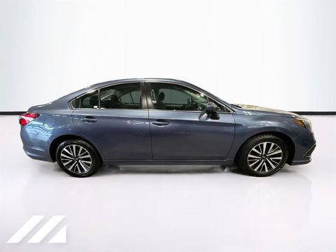 Used 2018 Subaru Legacy 2.5i Premium w/ Popular Package #1 AWD/4WD image 4