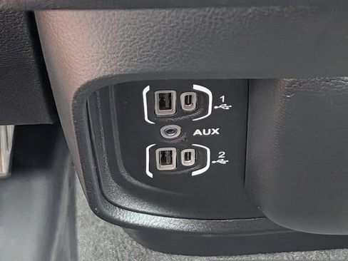 Used 2021 RAM 1500 Laramie w/ Trailer Tow Group AWD/4WD image 21