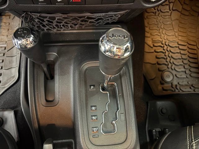 Used 2016 Jeep Wrangler Unlimited Sport AWD/4WD image 35