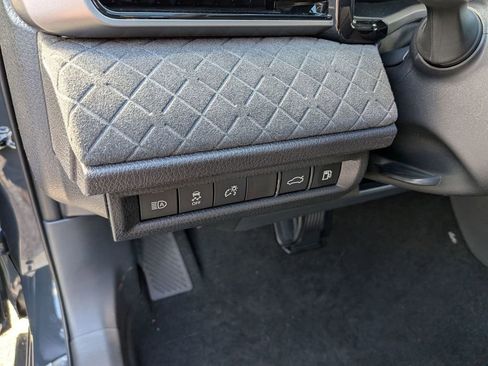 New 2026 Toyota Camry XLE AWD/4WD image 17