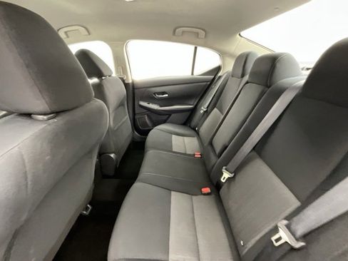 Used 2022 Nissan Sentra SV image 5