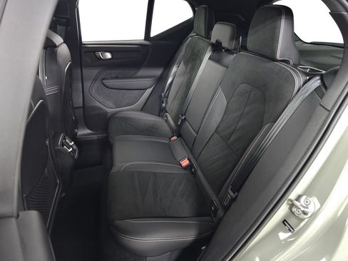 Certified 2023 Volvo XC40 Recharge Plus w/ Protection Package Premier AWD/4WD image 33