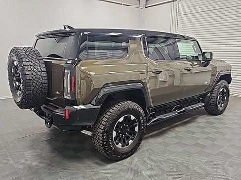 New 2025 GMC Hummer EV 2X w/ Extreme Off-Road Package image 8