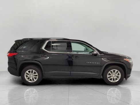 Used 2021 Chevrolet Traverse LT w/ LPO, Floor Liner Package AWD/4WD image 11