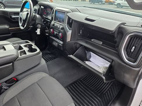 Used 2021 Chevrolet Silverado 1500 LT w/ Fleet Comfort Package AWD/4WD image 38