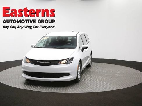 Used 2022 Chrysler Voyager LX FWD image 52