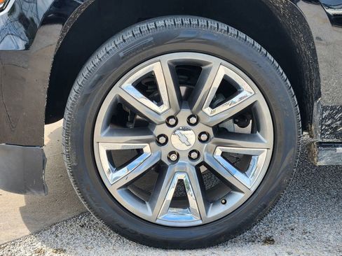 Used 2019 Chevrolet Tahoe Premier RWD image 9