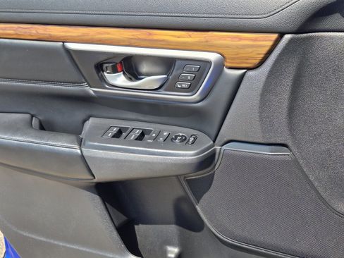 Used 2020 Honda CR-V Touring image 7