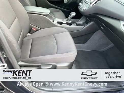 Used 2023 Chevrolet Malibu LS w/ Driver Confidence Package image 12