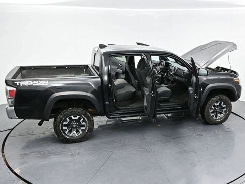 Used 2021 Toyota Tacoma TRD Off-Road image 43