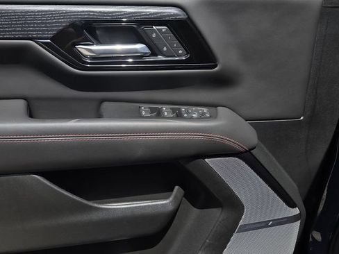 New 2026 GMC Yukon AT4 Ultimate AWD/4WD image 26