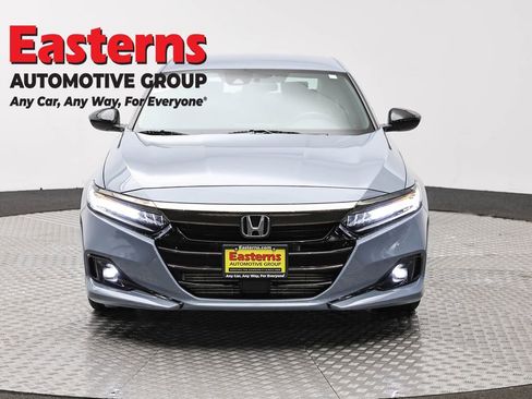 Used 2022 Honda Accord Sport image 2