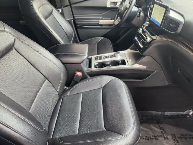 Used 2024 Ford Explorer Limited RWD image 13