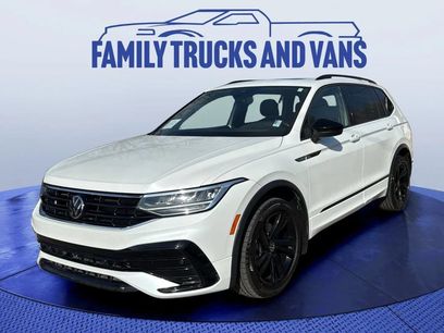Used 2023 Volkswagen Tiguan SE R-Line