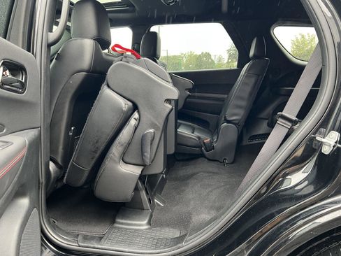 Used 2023 Dodge Durango GT image 40
