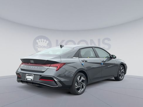 New 2026 Hyundai Elantra Limited FWD image 7