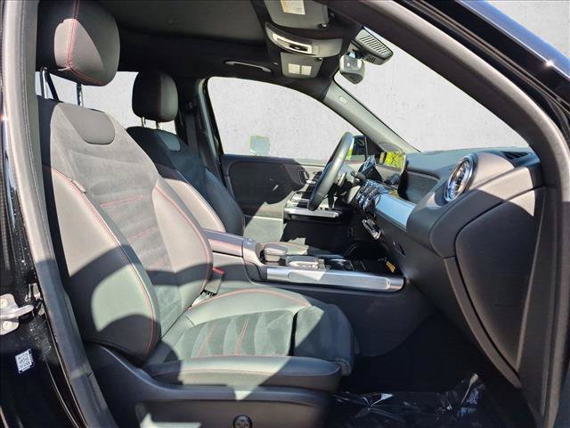 Certified 2023 Mercedes-Benz GLB 250 image 21