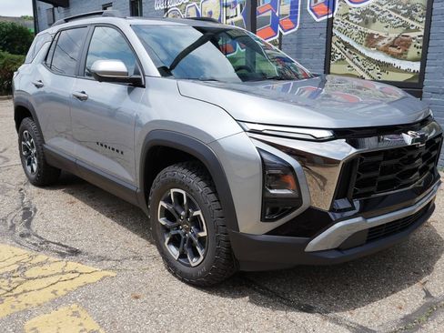 New 2027 Chevrolet Equinox ACTIV w/ Safety and Technology Package AWD/4WD image 39