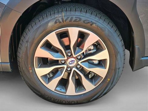 Used 2025 Subaru Outback Limited w/ Popular Package #2 AWD/4WD image 10