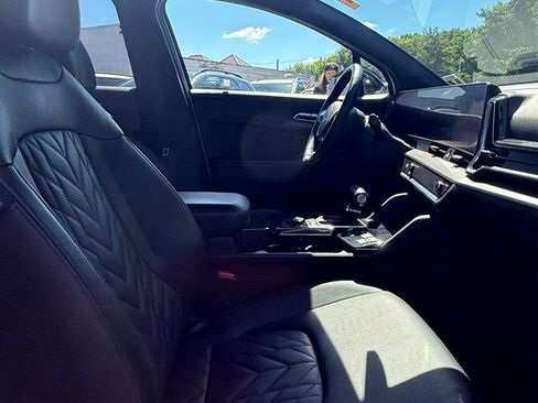 Used 2023 Kia Sportage X-Pro AWD/4WD image 9
