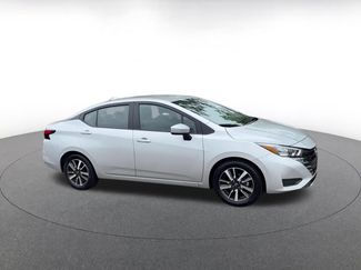 Used 2025 Nissan Versa SV FWD video 2