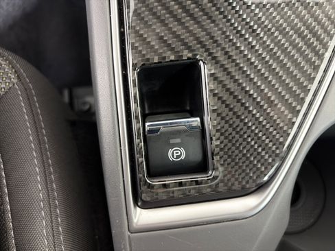 Used 2024 Subaru Crosstrek 2.0i Premium image 26