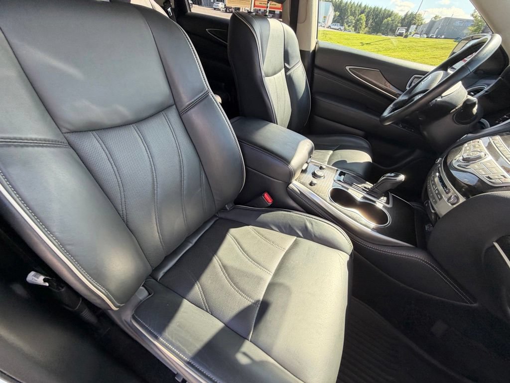 Used 2019 INFINITI QX60 Luxe w/ Essential Package AWD/4WD image 40