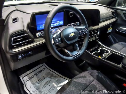 New 2026 Chevrolet Traverse LT w/ Driver Confidence Package image 9