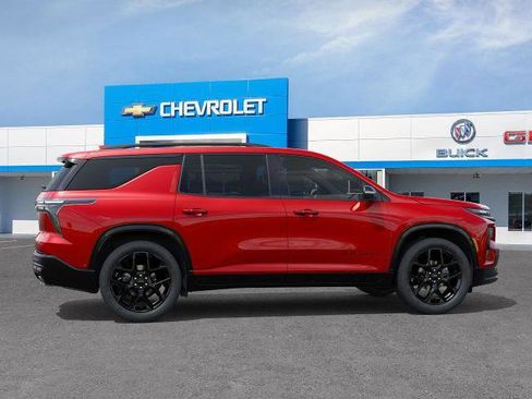New 2026 Chevrolet Traverse RS image 5